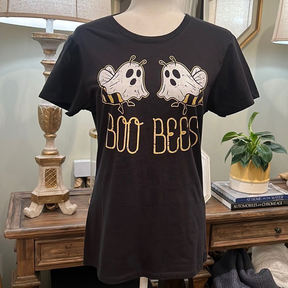 NEW Boo 👻 Bees 🐝 T-Shirt Size Medium Black